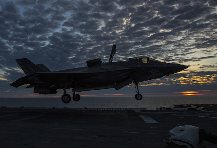 f-35b-on-board-uss-america-306-10