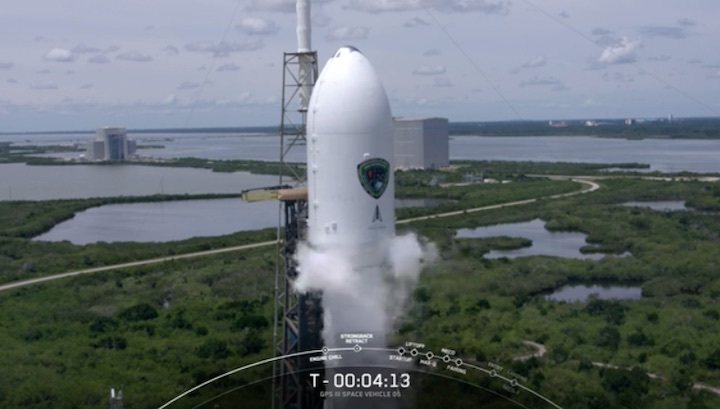 falcon9-gps-iii-launch-ae