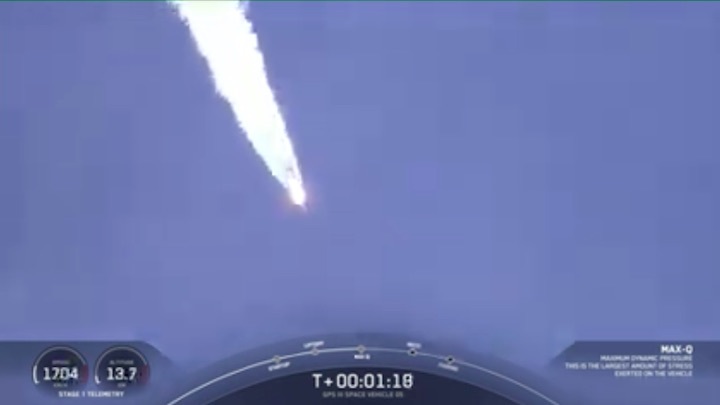 falcon9-gps-iii-launch-am