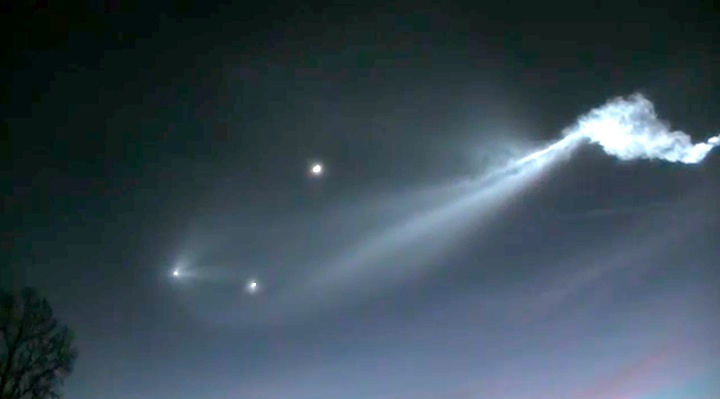 falcon9-ufoeffekt-a-1