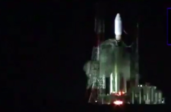 htv8-launch-f