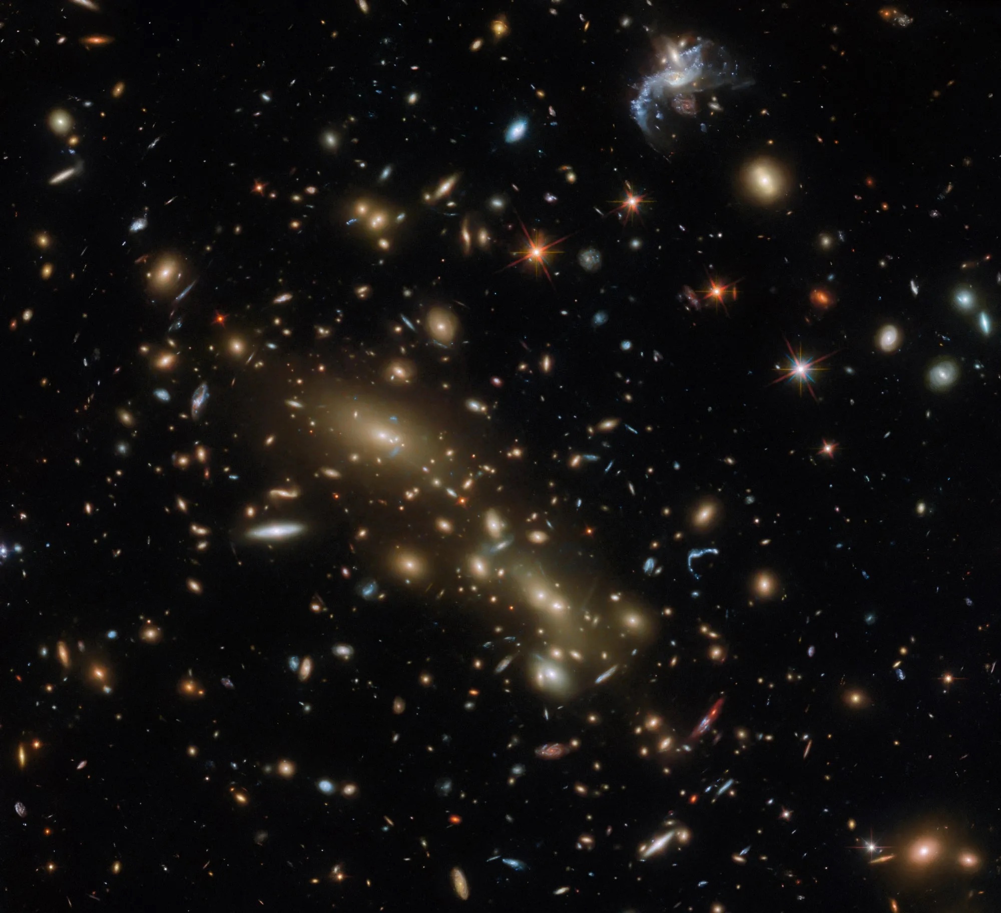 hubble-abell3192-potw2348ajpgw2000