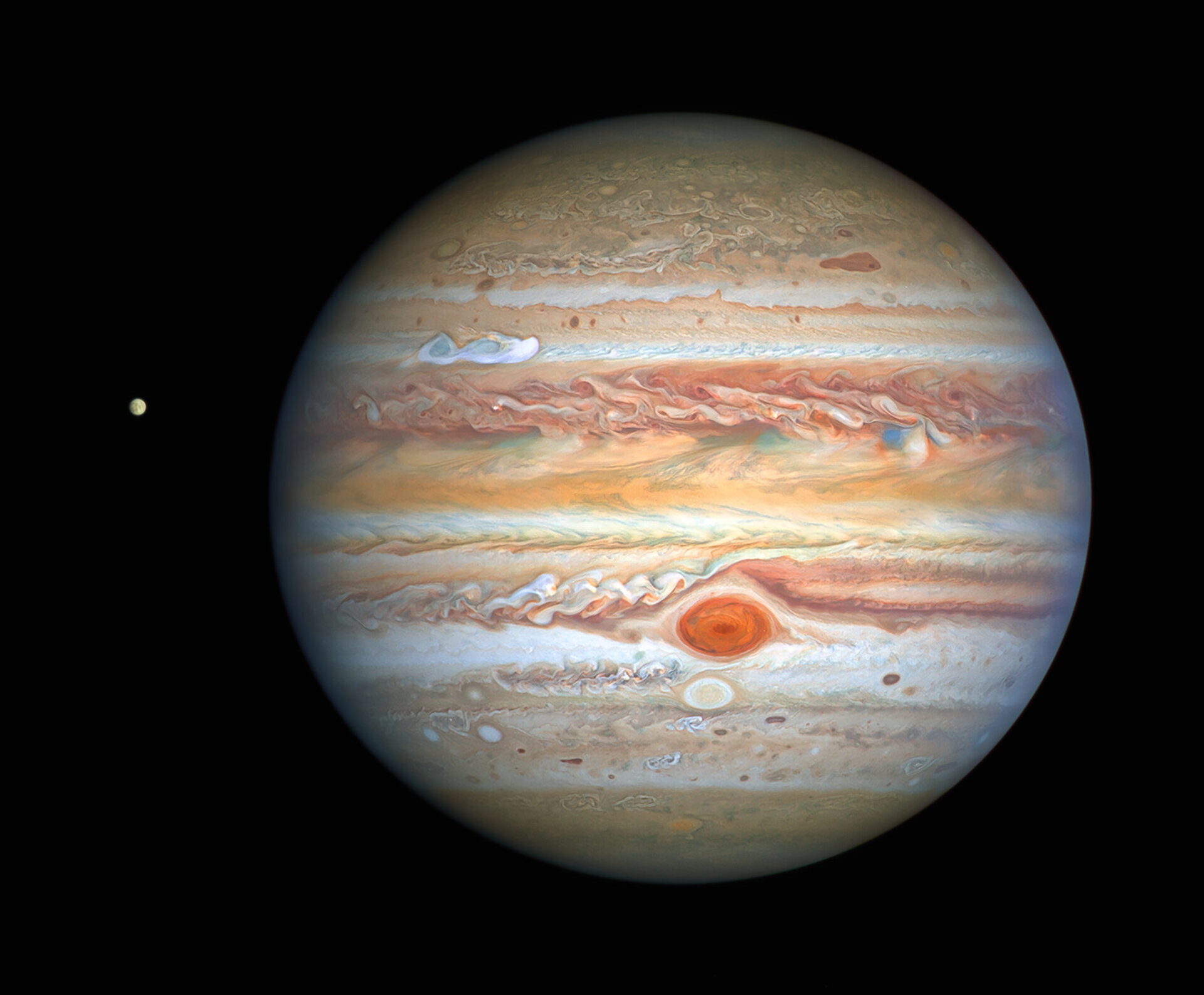 hubble-captures-crisp-new-image-of-jupiter-and-europa-pillars