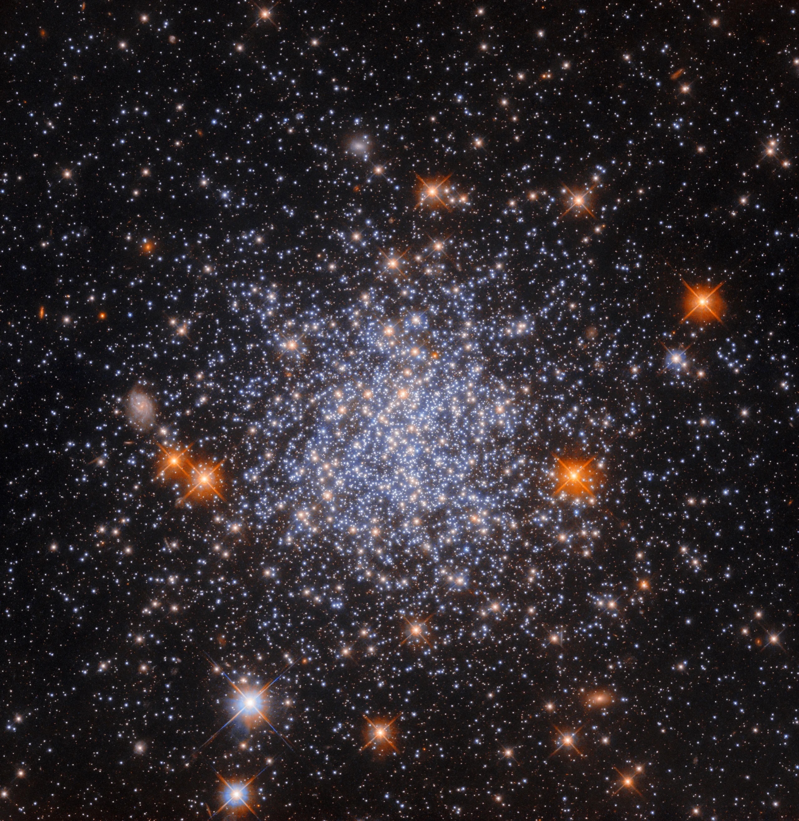 hubble-ngc1651-potw2413a-2