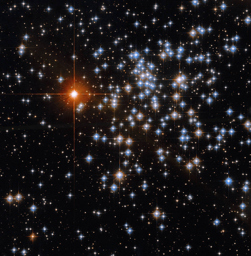 hubble-ngc2660