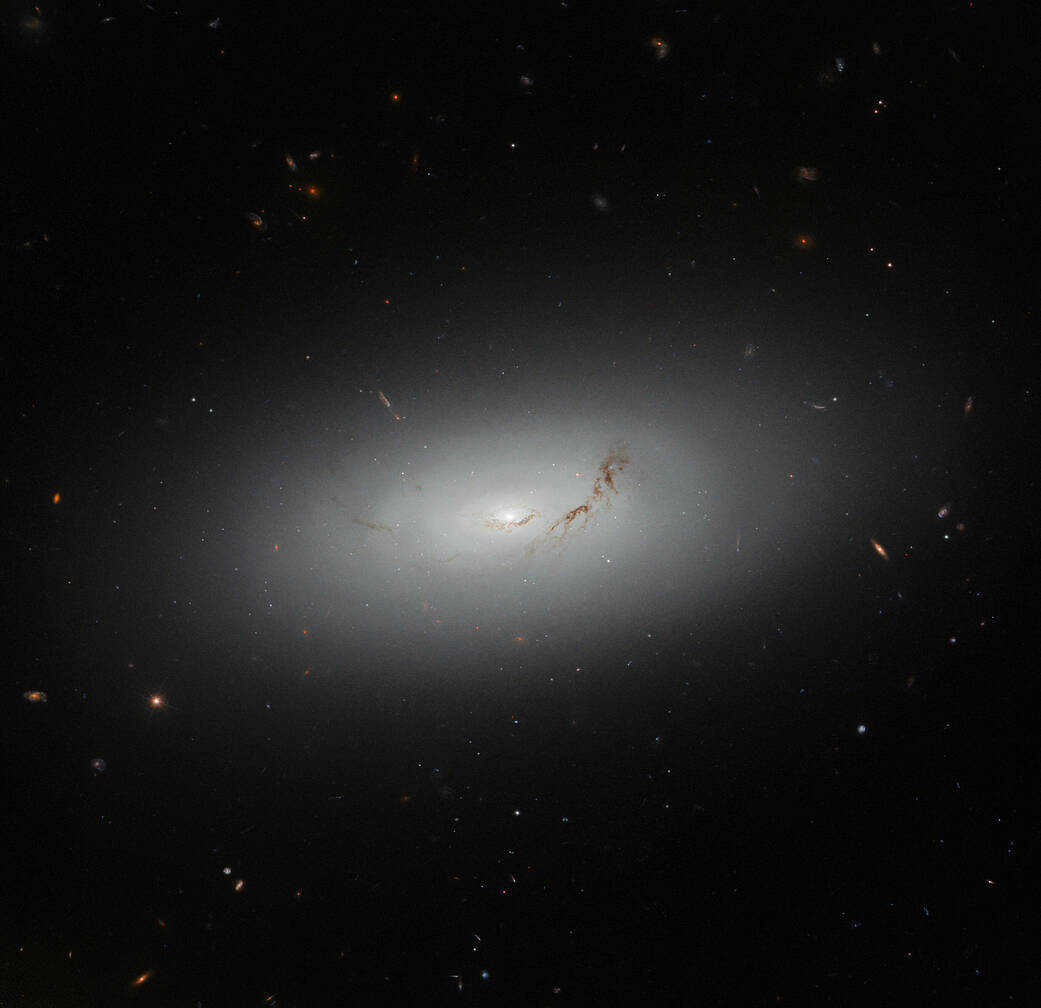 hubble-ngc3156-potw2337a