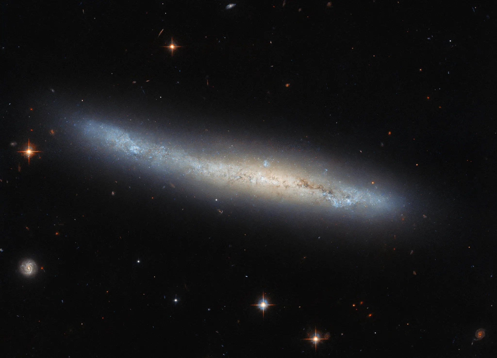 hubble-ngc4423-potw2410a