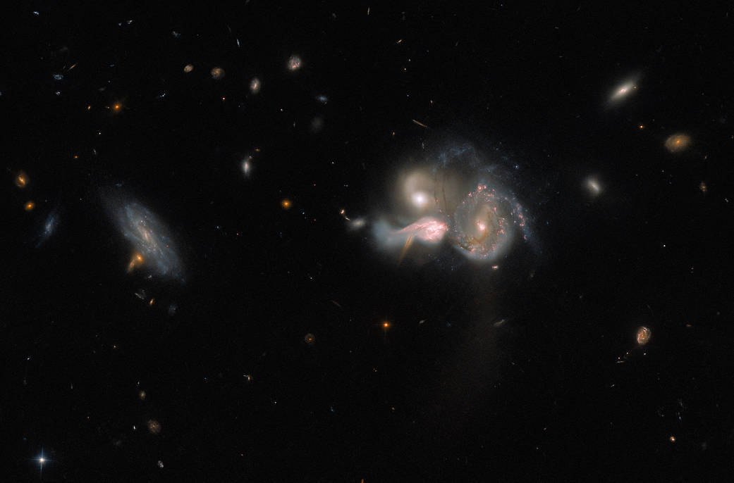 hubble-sdsscgb10189-potw2307a