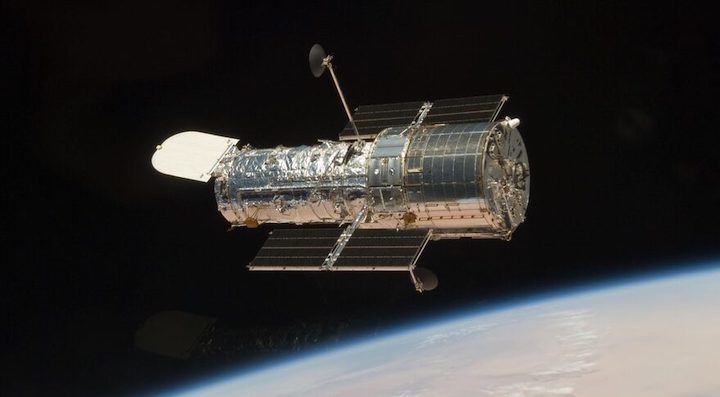hubble-sts125release-879x485-1