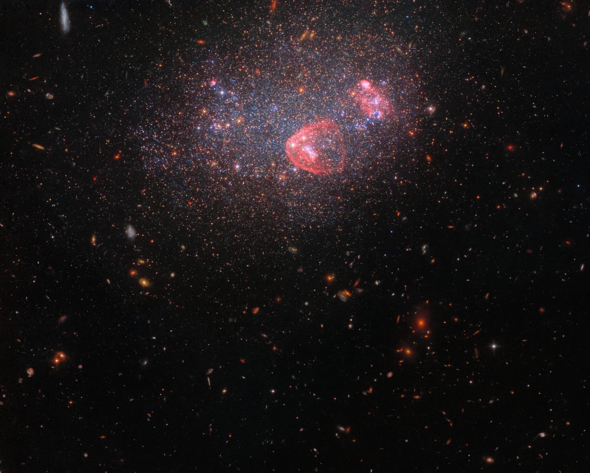 hubble-ugc8091-stsci-01hhdacz8yqthbakv16tqyfhbh