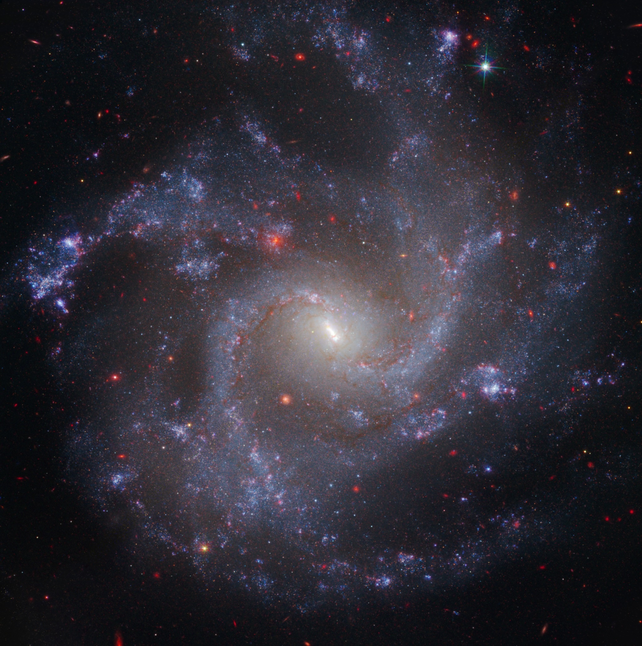 hubble-webb-univexpansion-ngc-5468-stsci-01hq6cms8hdh8ear4eheaksp5n-1