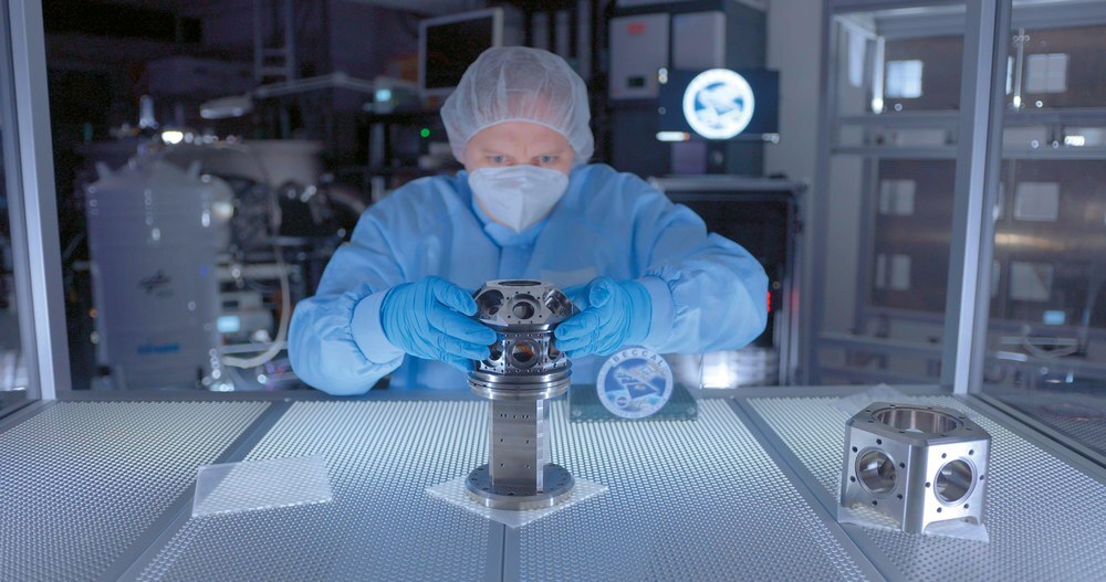 image-1000-3724010648ee523b4f13c6c122095b1c