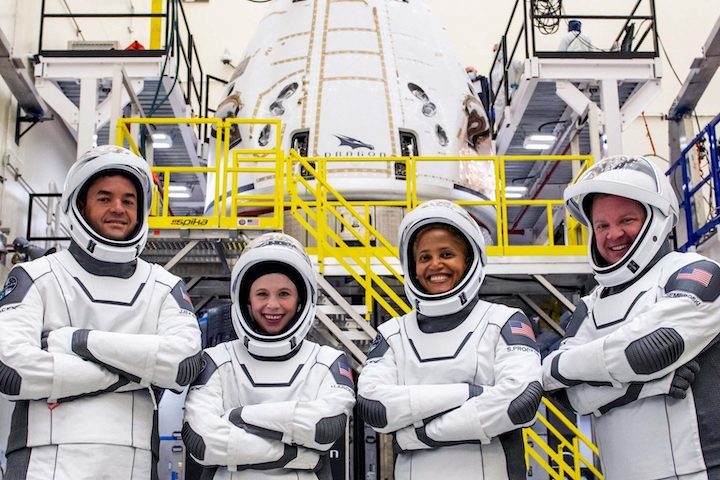 inspiration4-crew-dragon-c207-ksc-aug-2021-spacex-1-c-1536x1024