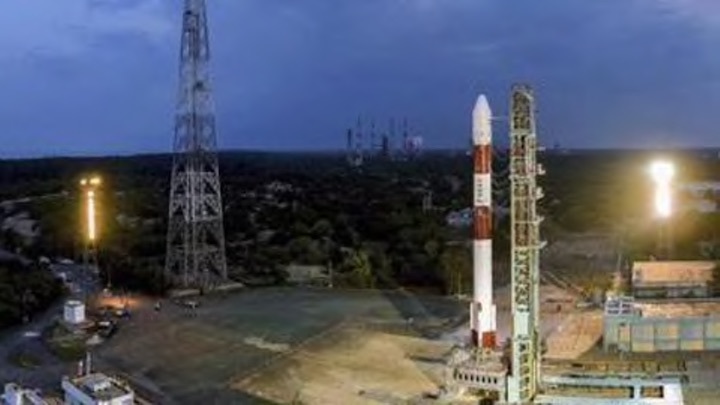 isro-pslv-c43-launch