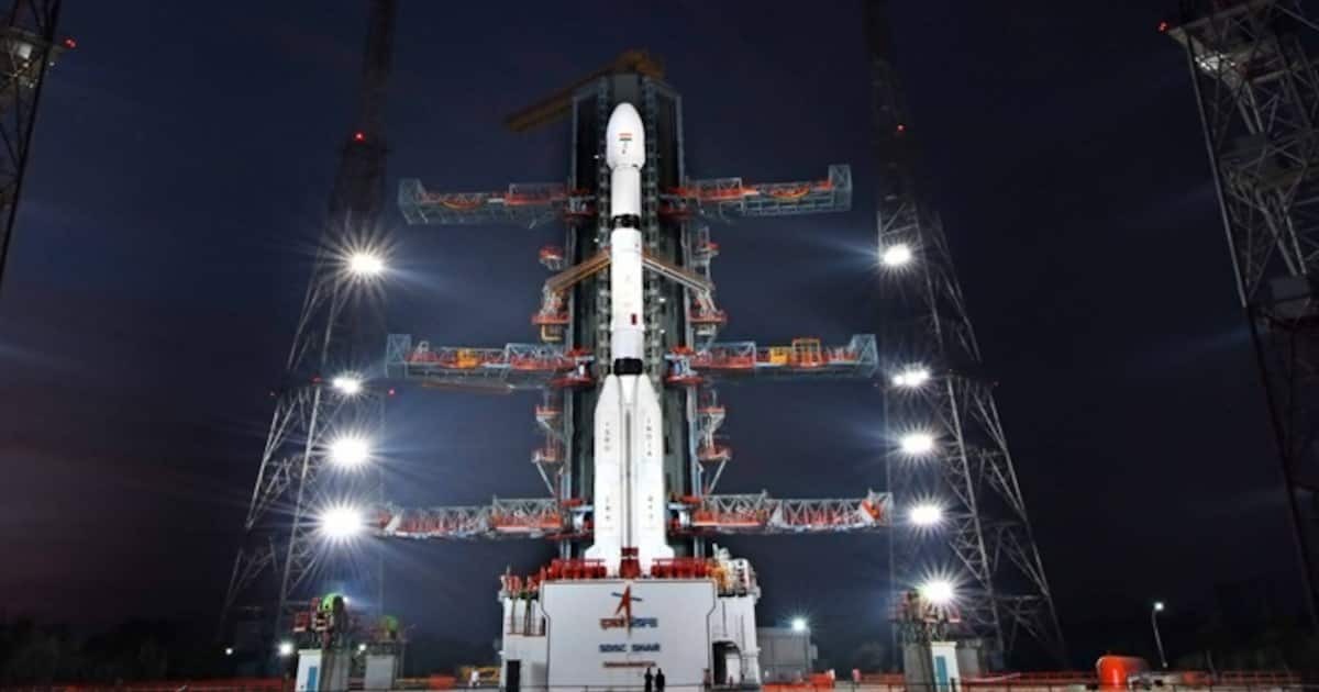 isro-will-launch-chandrayaan-4-in-2028-will-bring-rocks-from