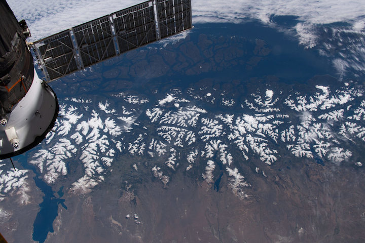 iss064e003738-1920x1280-1