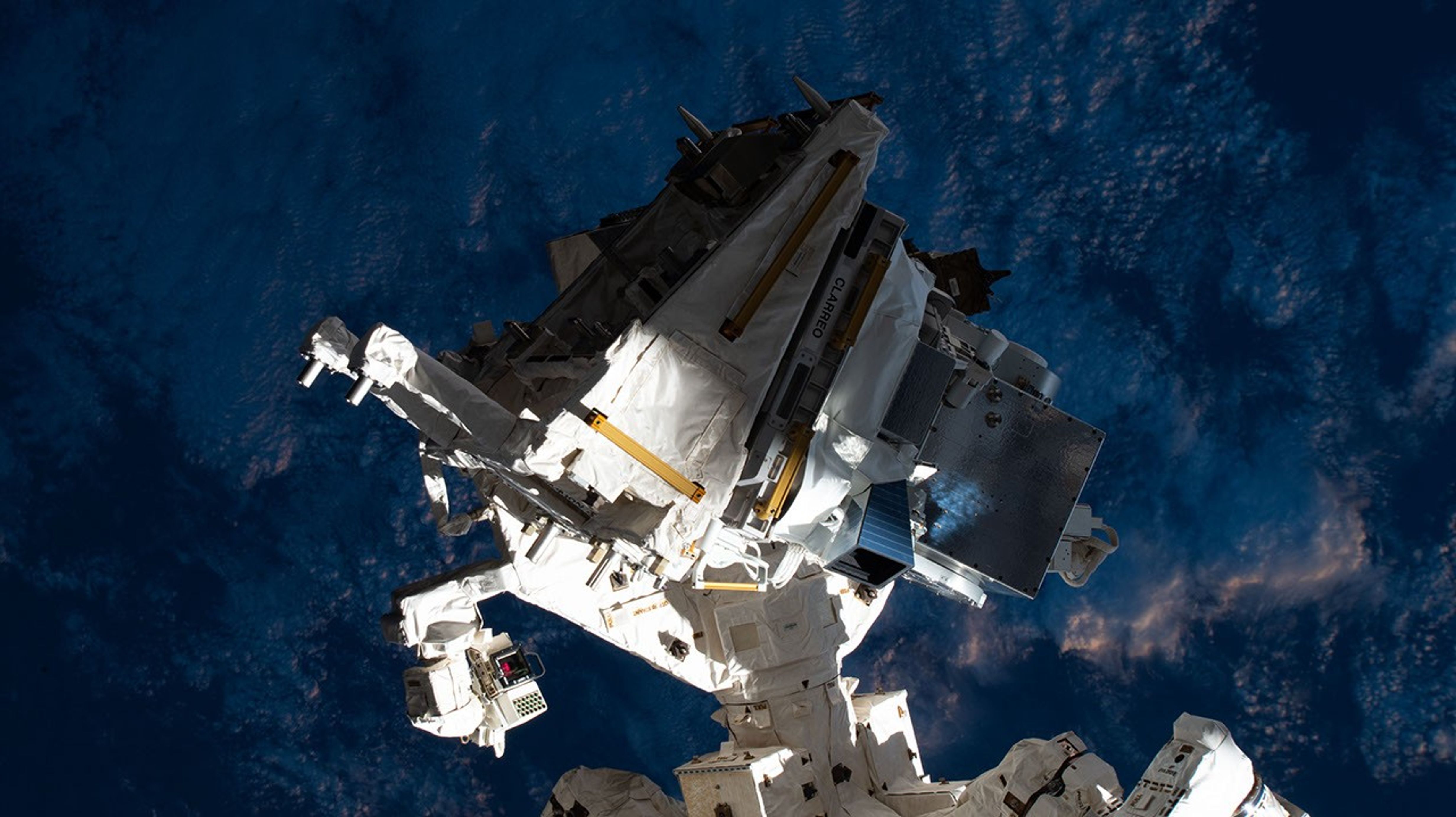 iss074e0604133