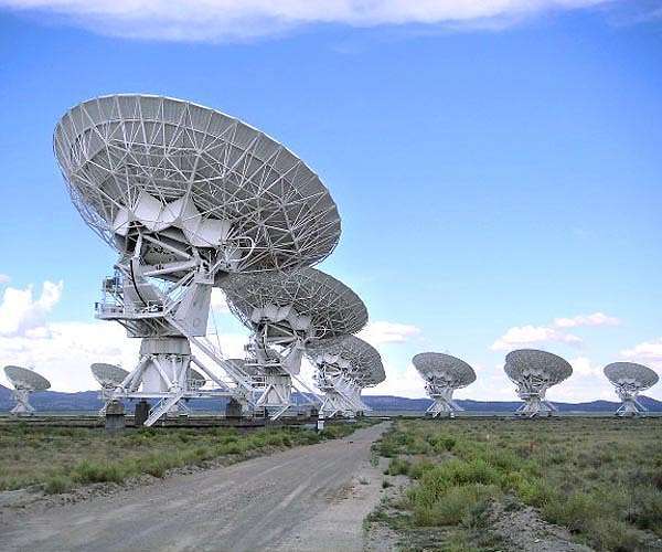 jansky-very-large-array-vla-radio-astronomy-telescope-hg