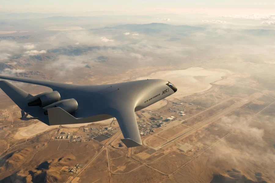 jetzero-jet1-flying-mojave-900x600