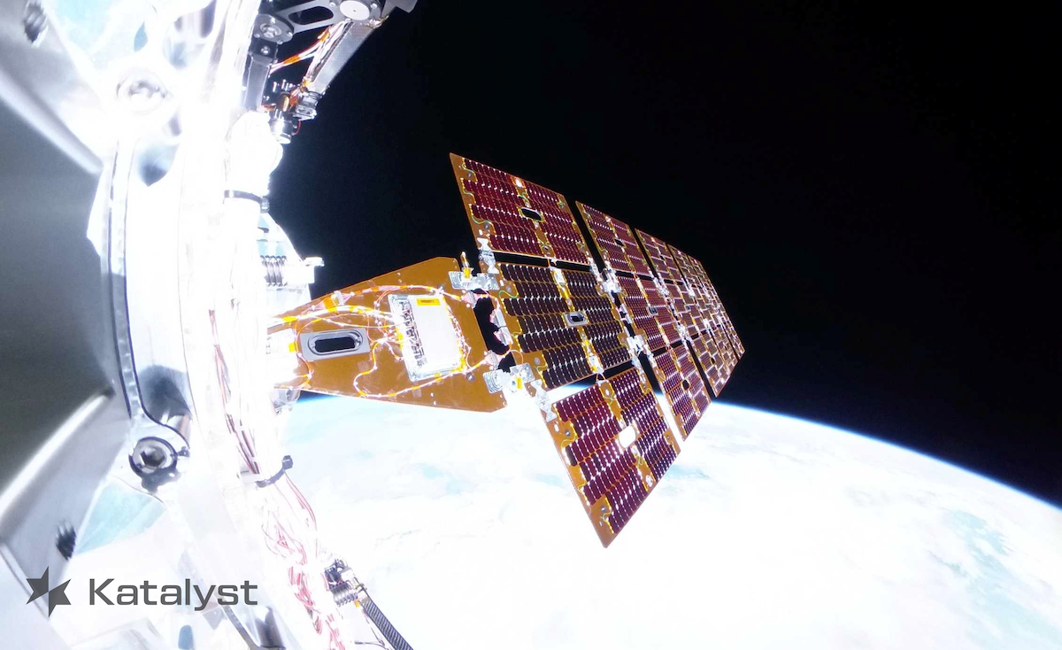 katalyst-solar-arrays-3-1
