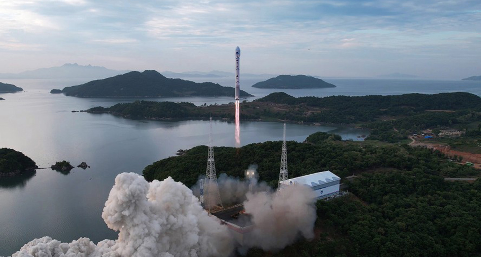 kcna-jun1-2023-nada-sohae-chollima-1-rocket-launch-2-1870x1000-1