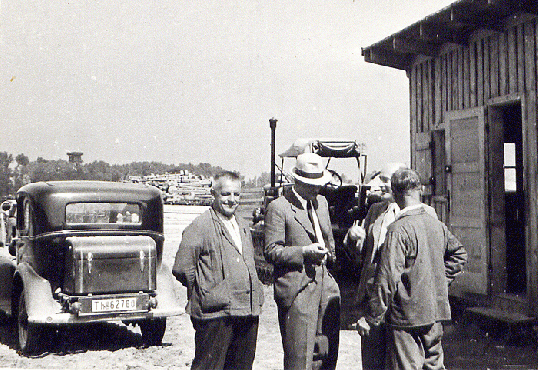 092-Ludwig Ühlein mit Direktor Krutter - Wien-Lobau