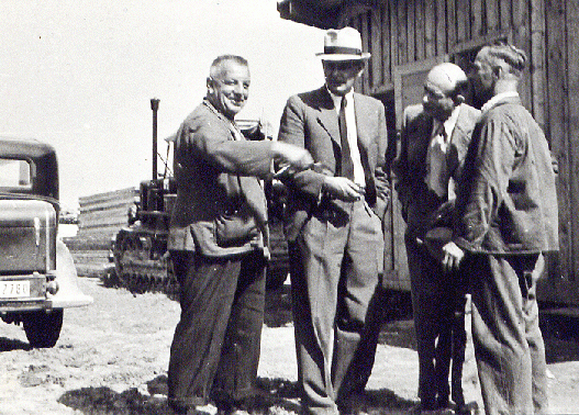 093-Ludwig Ühlein mit Direktor Krutter - LANZ  - Wien-Lobau