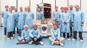 leo-1-with-sstl-team-med-res-c