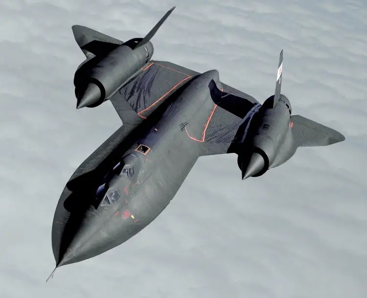 lockheed-sr-71-blackbird-modified-1