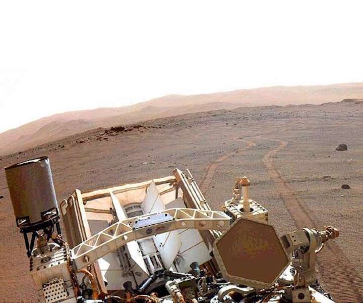 mars-2020-perseverance-looks-back-wheel-tracks-sol-381-hg