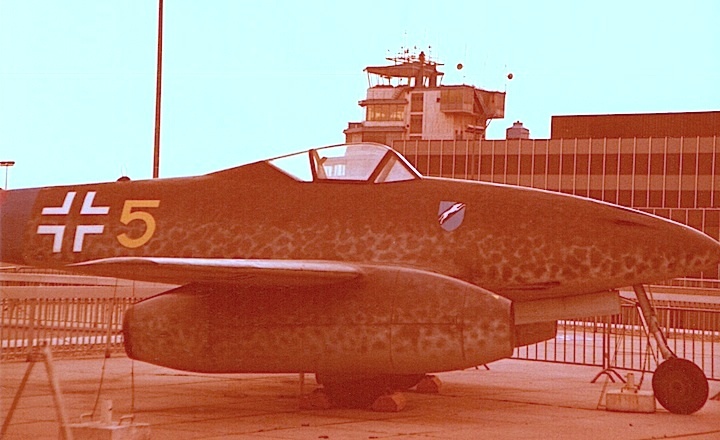 me-262-aa