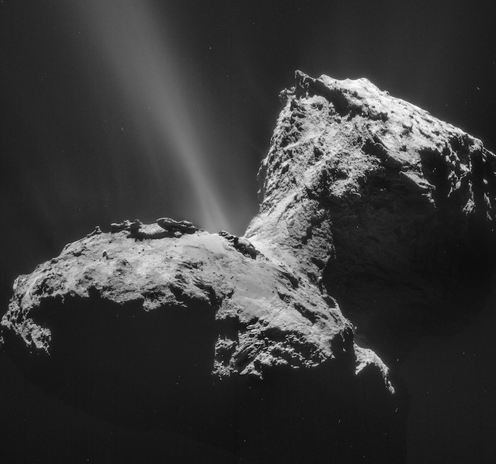 media-p-67p-churyumov-gerasimenko