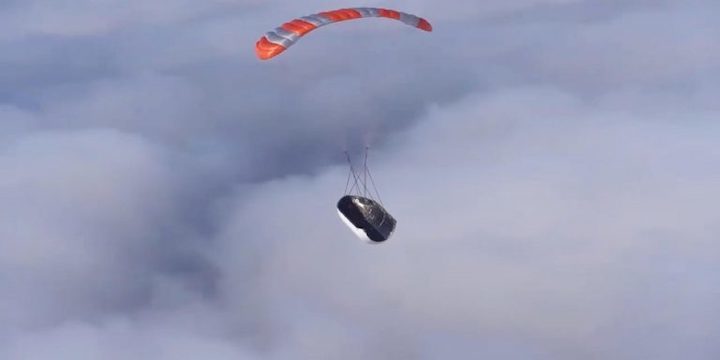 mr-steven-fairing-drop-test-near-miss-jan-2019-spacex-3-crop-768x384