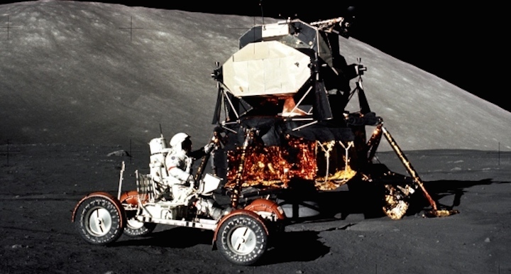 nasa-apollo-17-cernan-moon