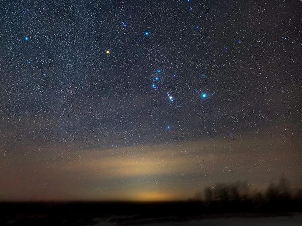 orion-rising-with-dim-betelgeuse-dec-21-2019-m-1