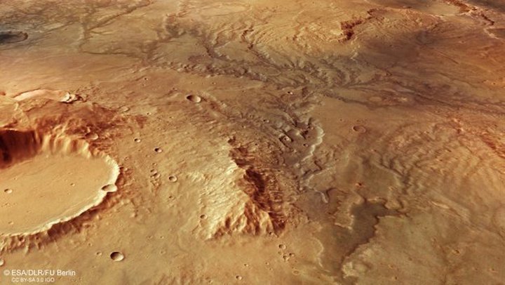 perspective-view-of-ancient-river-valley-network-on-mars-large