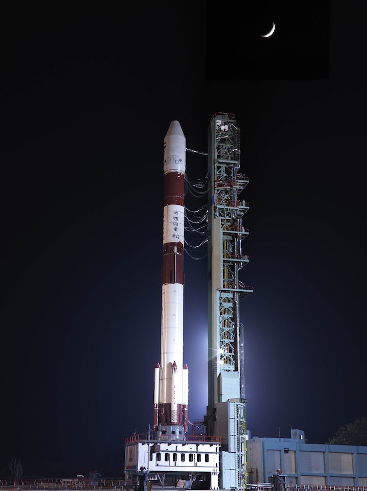 pslv-c42onthefirstlaunchpad