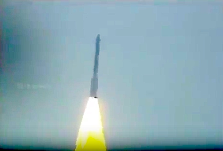 pslv37-launch-ag