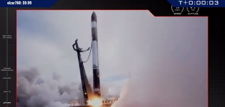 rocketlab25-electron-launch-ak