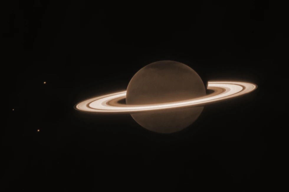 saturn-webb