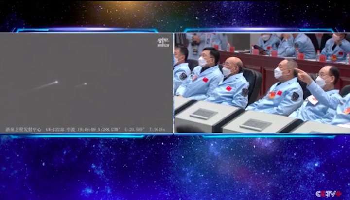 shenzhou-14-crew-landing-aea