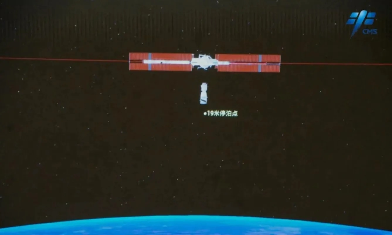 shenzhou18-docking-tiangong-radial-port-25april2024-cmseo