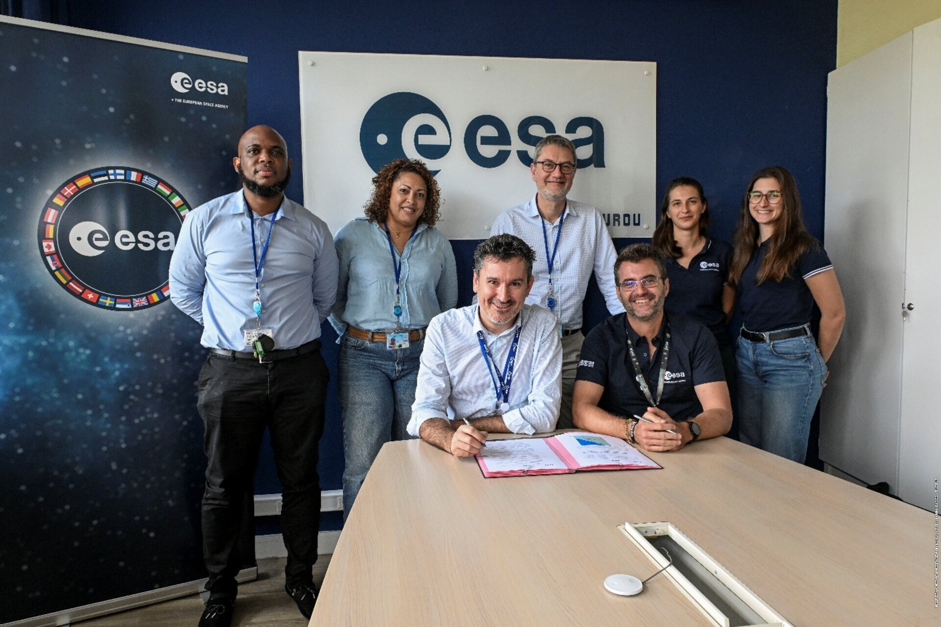 signature-of-esa-edf-partnership-agreement-pillars