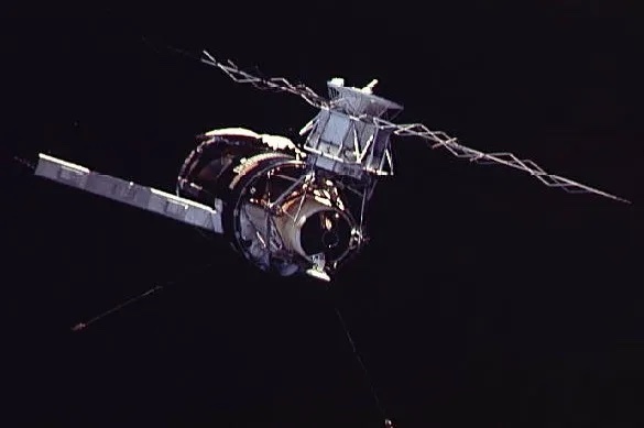 skylab-4-launch-18-skylab-on-approach-sl04-190-6973