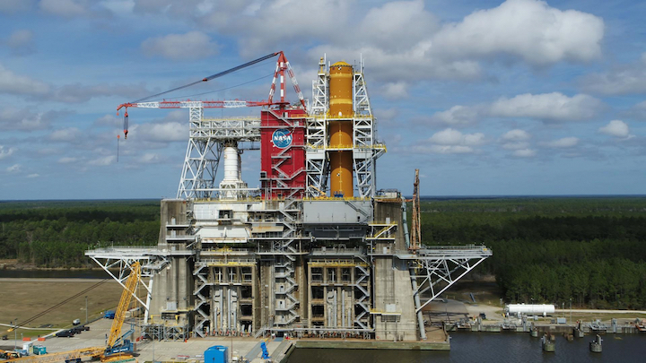 sls-core-stage-installed-drone-images-03-1170x658