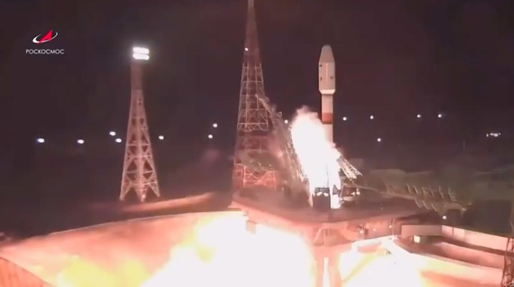 soyuz-launches-22prichal22-ai