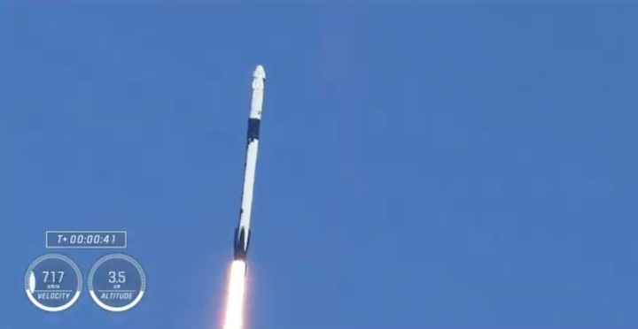 spacex-crew-5-dragon-launch-bj