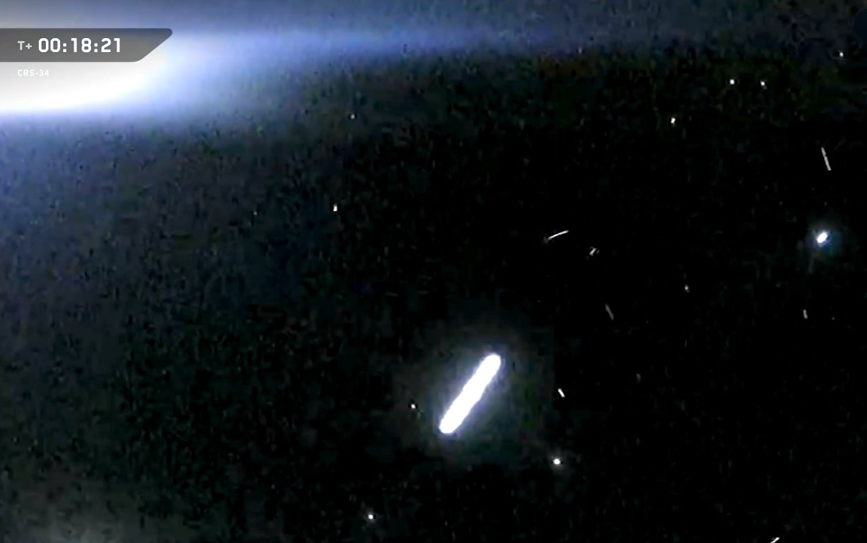 spacex-crs-34-cargo-dragon-mission-bo