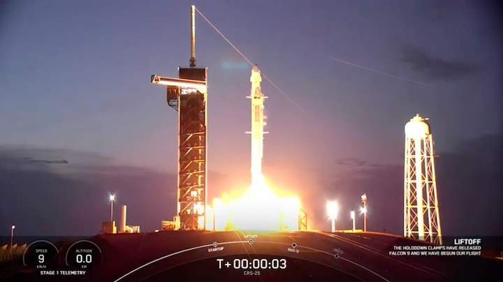 spacex-crs25-launch-ak