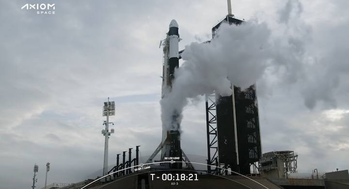 spacex-dragon-ax3-launch-bb